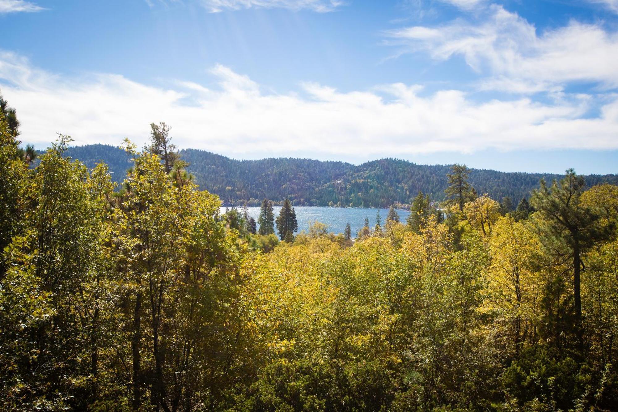 Ucla Lake Arrowhead Lodge エクステリア 写真