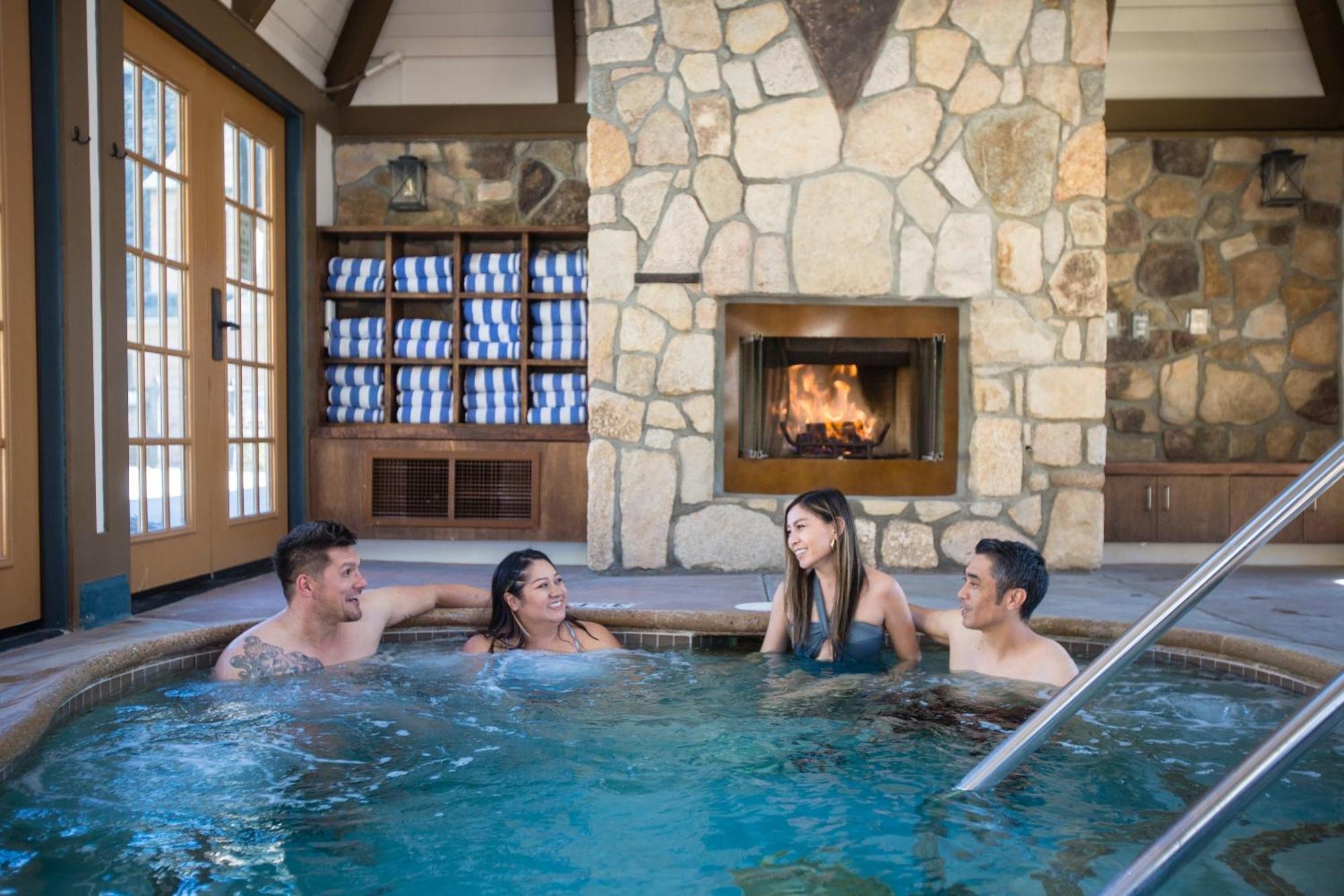 Ucla Lake Arrowhead Lodge エクステリア 写真